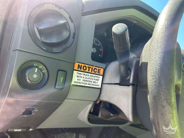 2016-ford-f550-image-29