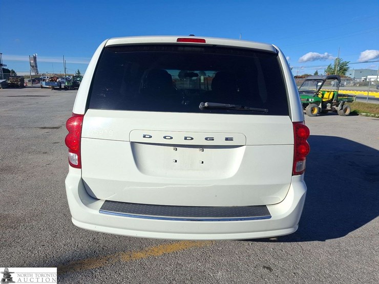 2012-dodge-grand-caravan-image-6