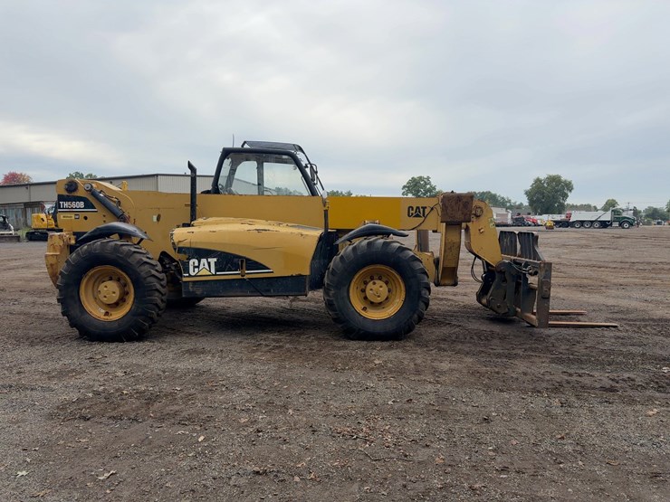 2005-caterpillar-th560b-image-6