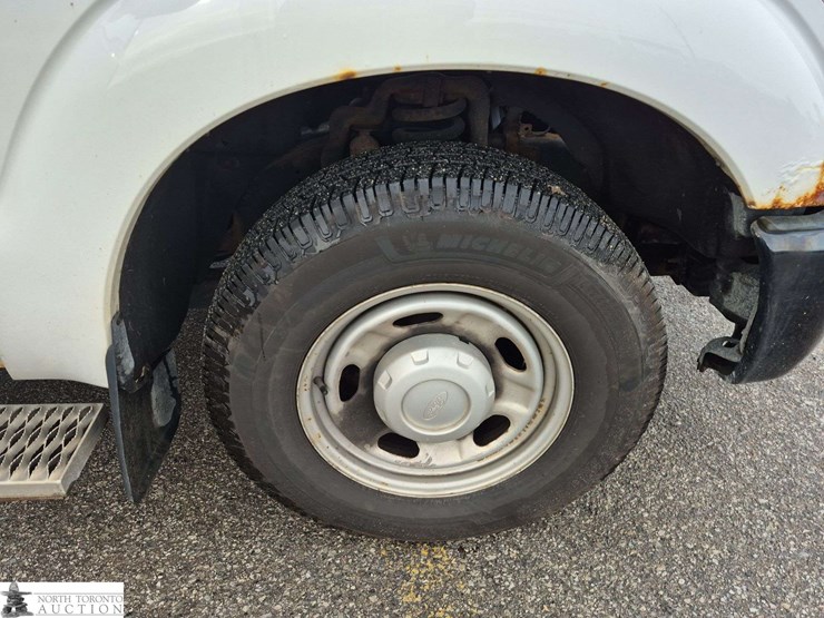 2014-ford-f250-image-33