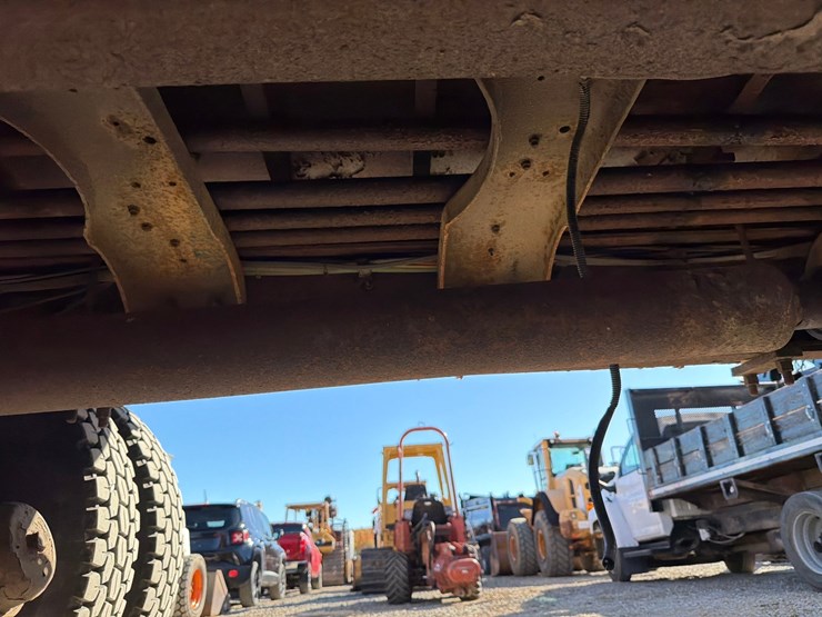 ford-l9000-image-73