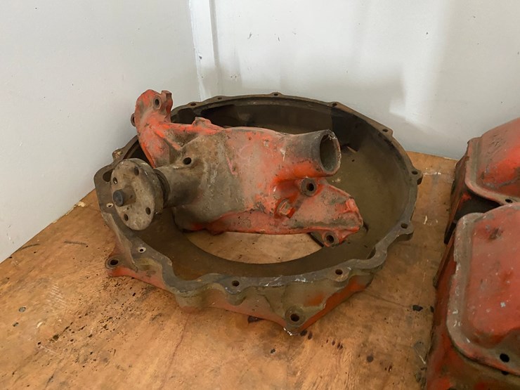 #17463-•-(4)-chevy-348-motor-heads-and-other-parts-(arpin,-wi)-image-7