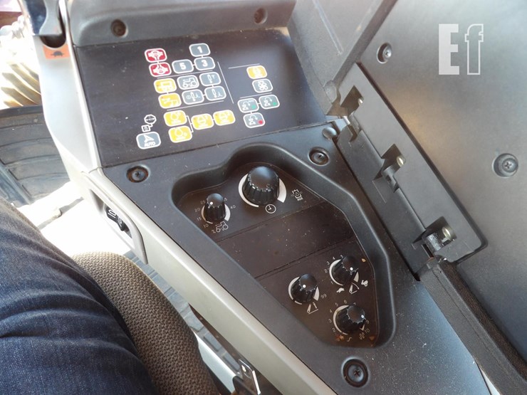 2013-case-ih-steiger-500-hd-image-39