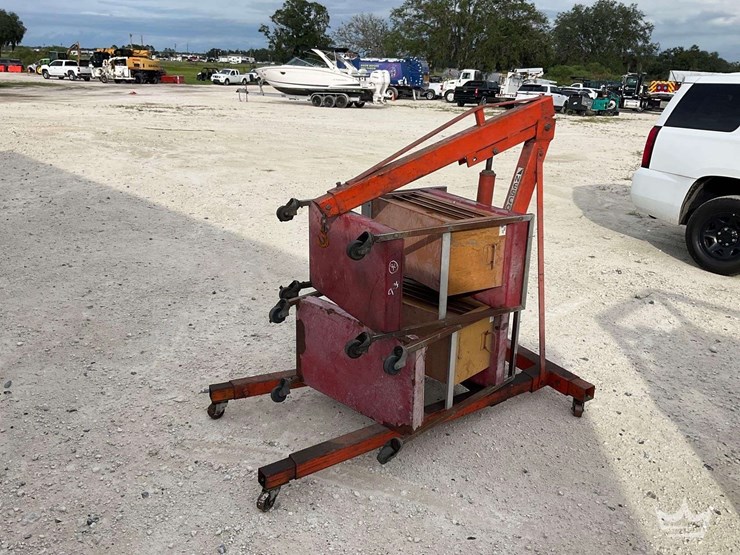 nesco-hoist2-small-tool-carts-image-3