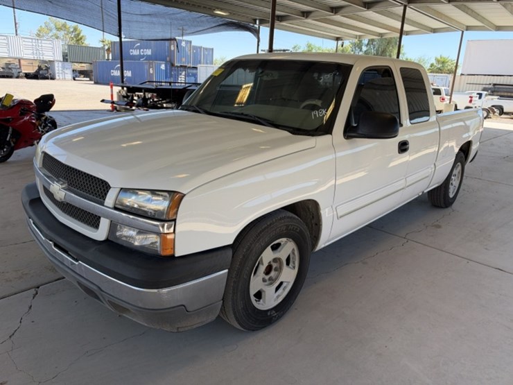 2005-chevrolet-silverado-1500-image-4