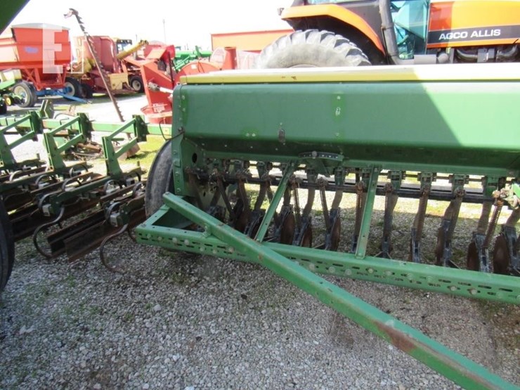 john-deere-8300-image-4