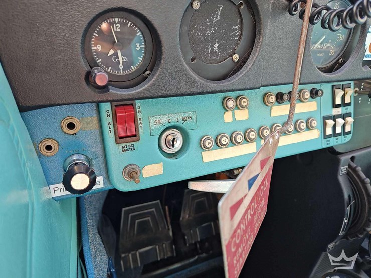 1972-cessna-172m-skyhawk-airplane-image-32