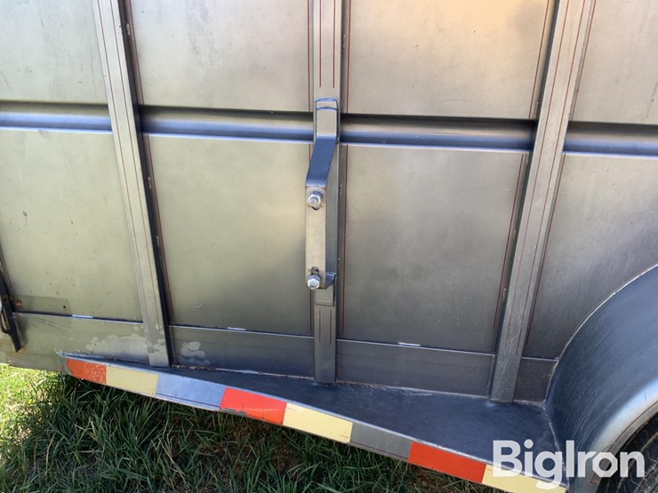 1999-travalong-liberty-t/a-gooseneck-livestock-trailer-image-14
