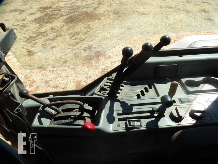 case-ih-7110-image-12