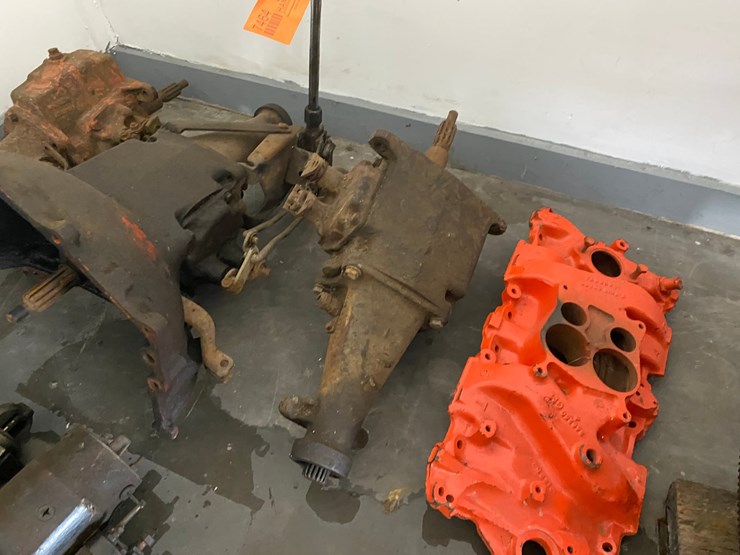 #17464-•-gm-4-speed-transmissions-and-other-parts-(arpin,-wi)-image-11