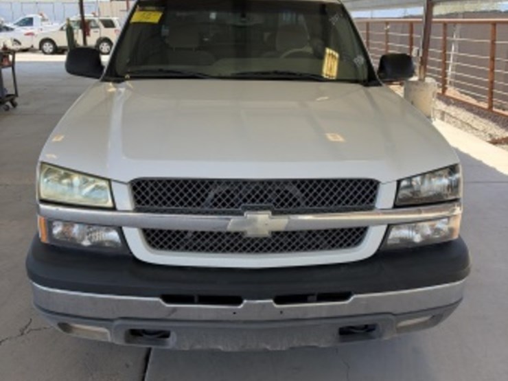 2005-chevrolet-silverado-1500-image-3