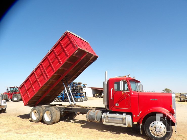 1984-freightliner-flc120-image-1