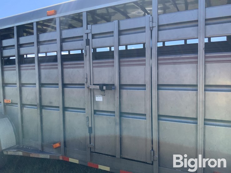 1999-travalong-liberty-t/a-gooseneck-livestock-trailer-image-10
