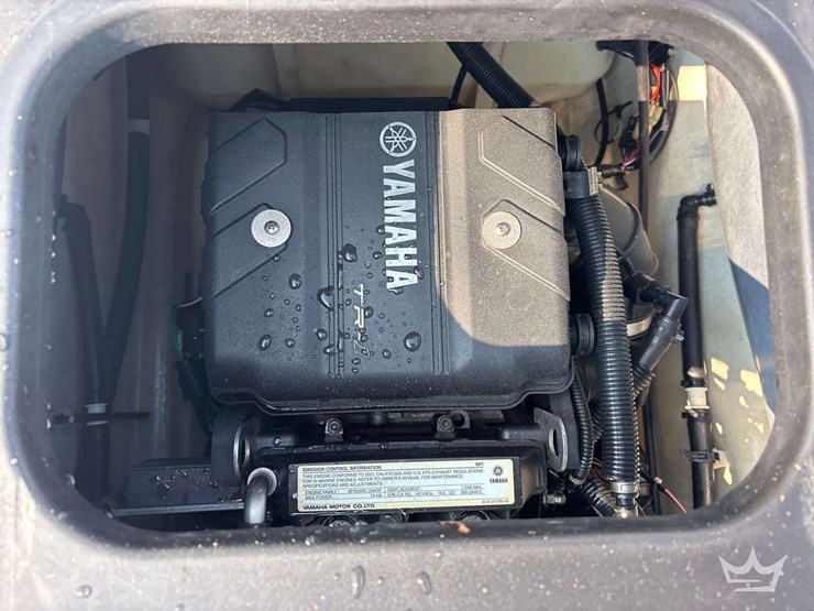 2023-yamaha-vx-c-waverunner,-2023-yamaha-vx-c-waverunner-w-com-fab-s/a-tailer-image-14