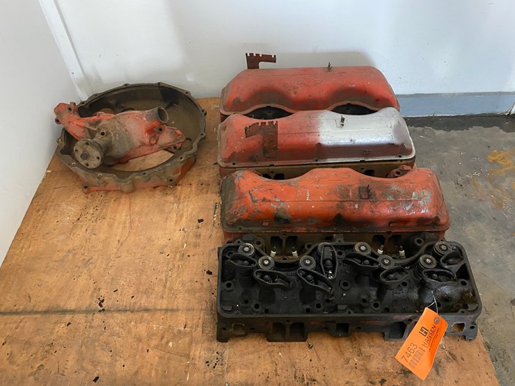 #17463-•-(4)-chevy-348-motor-heads-and-other-parts-(arpin,-wi)-image-1