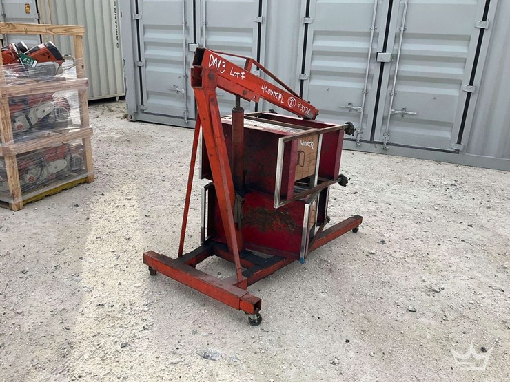nesco-hoist2-small-tool-carts-image-1