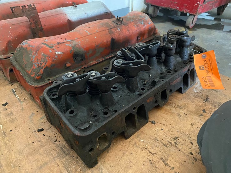 #17463-•-(4)-chevy-348-motor-heads-and-other-parts-(arpin,-wi)-image-3