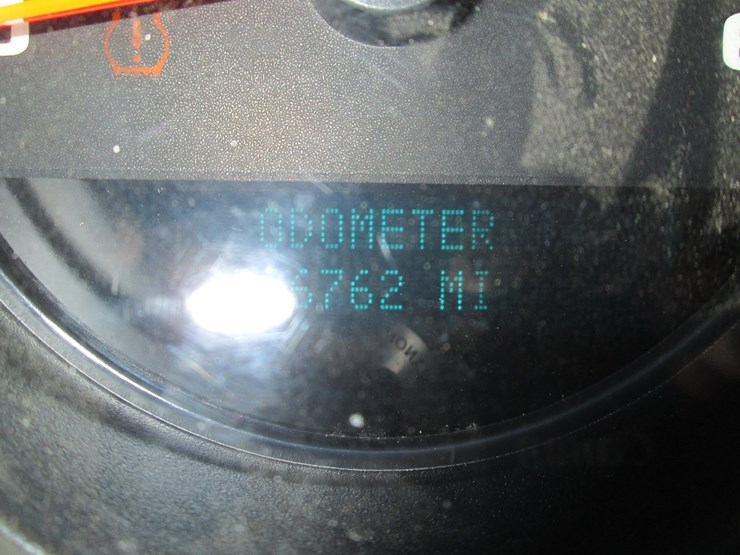 2011-chevrolet-2500hd-image-37