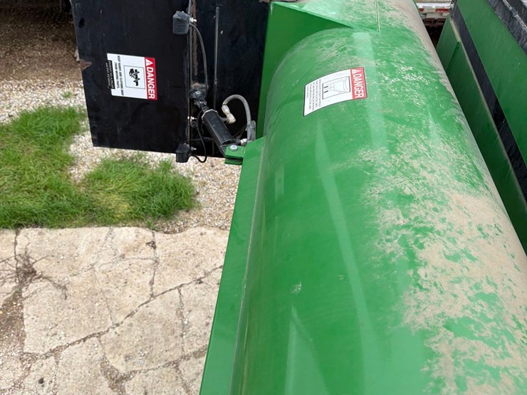 2012-j&m-1051-grain-storm-grain-cart-1-owner-image-31