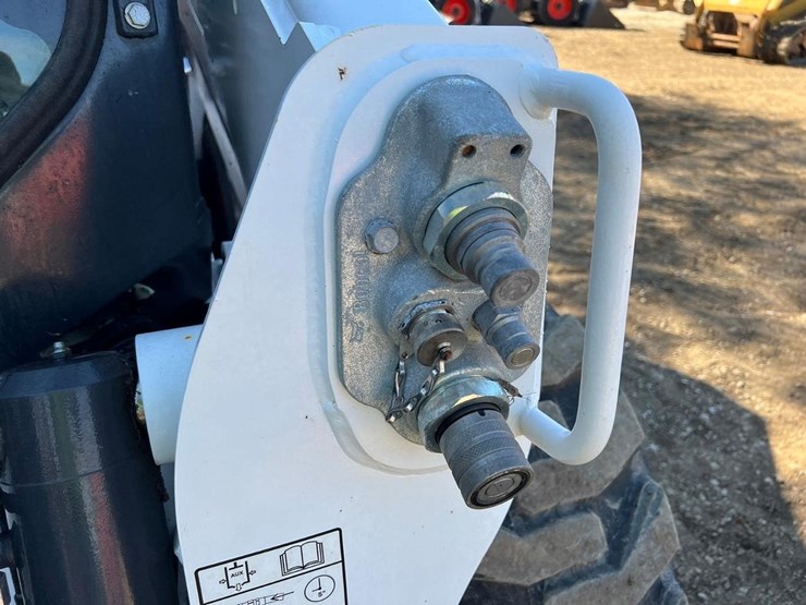 bobcat-s650-image-12
