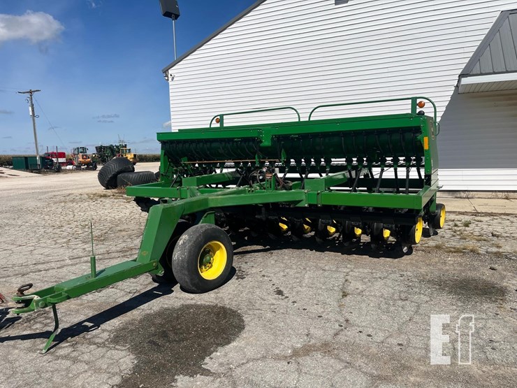 1996-john-deere-750-image-1