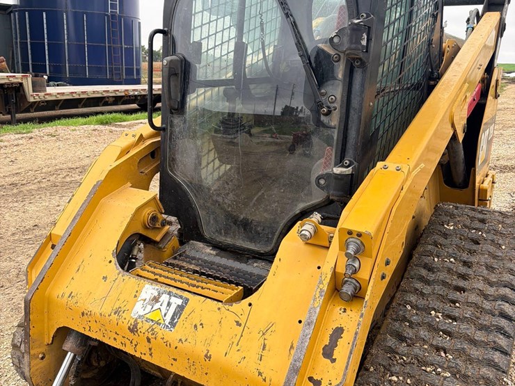 2015-caterpillar-289d-image-13