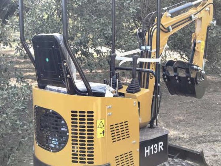 #27-•-cfg-mini-excavator---h13r-image-4