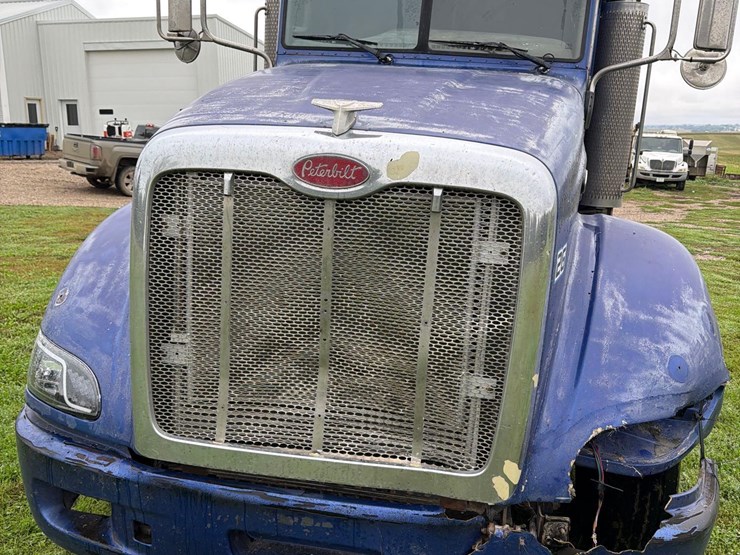 2007-peterbilt-386-image-40