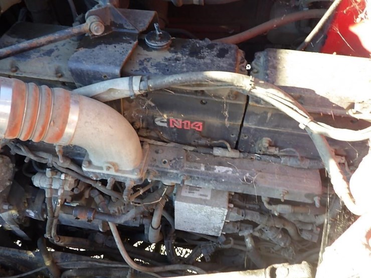 1995-peterbilt-357-image-38
