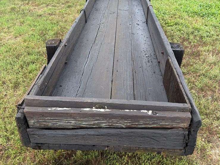 doon-saw-mill-3ft-x-14-1/2ft-wood-feed-bunk-image-6