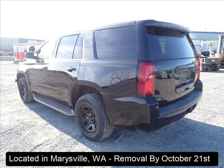 2016-chevrolet-tahoe-image-15