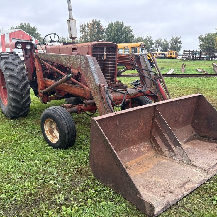 INTERNATIONAL 656
