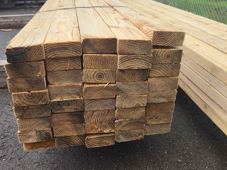 2x4-lumber-image-1