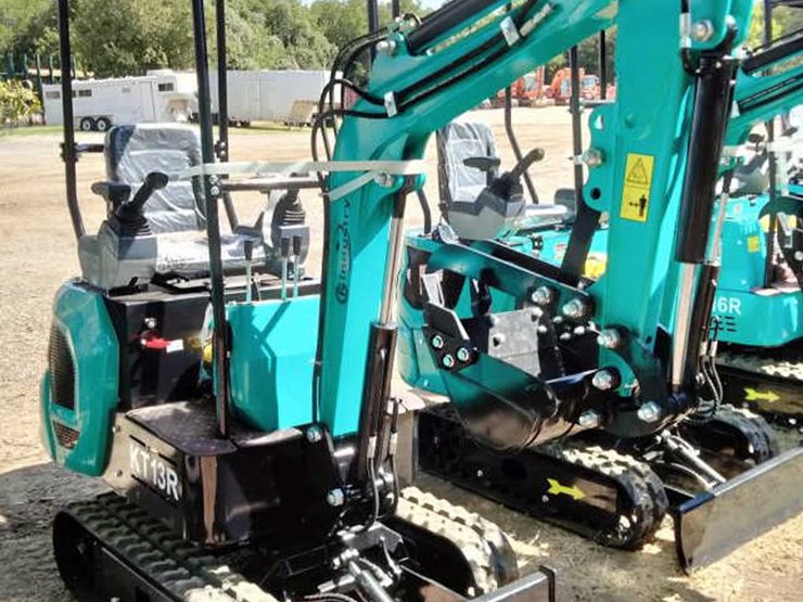 #5-•-cfg-mini-excavator---kt13r-image-2