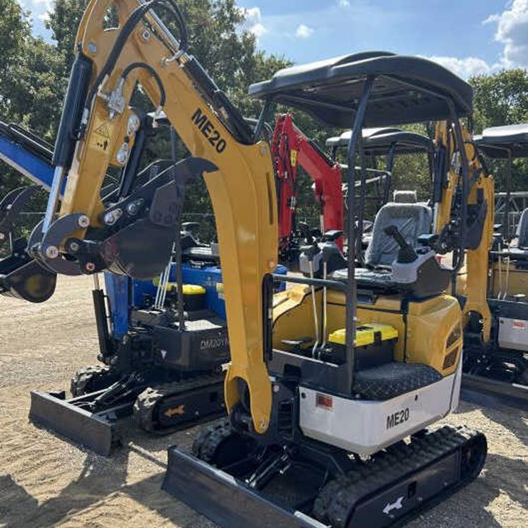 #145 • Yanmar Diesel Mini Excavator - ME20