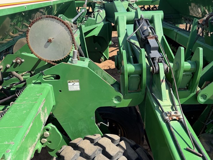 great-plains-3s4000hd-image-9