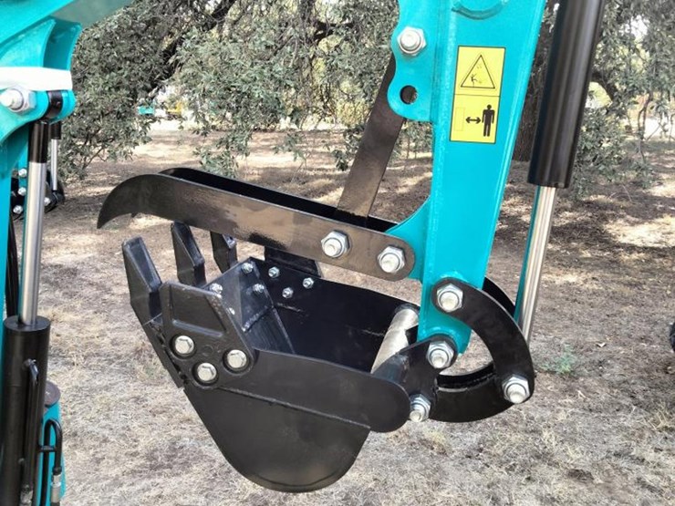 #16-•-cfg-mini-excavator---kv16r-image-7