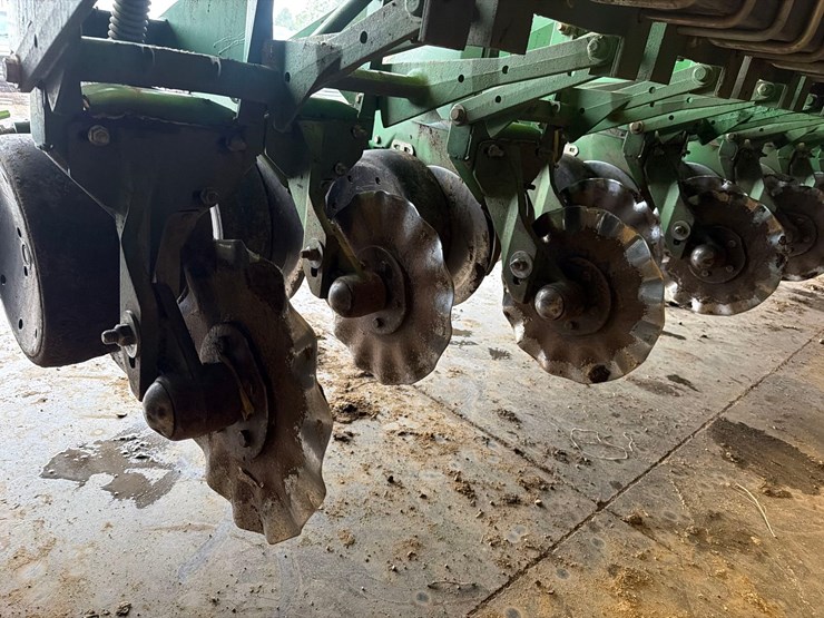 1991-john-deere-1530-image-25