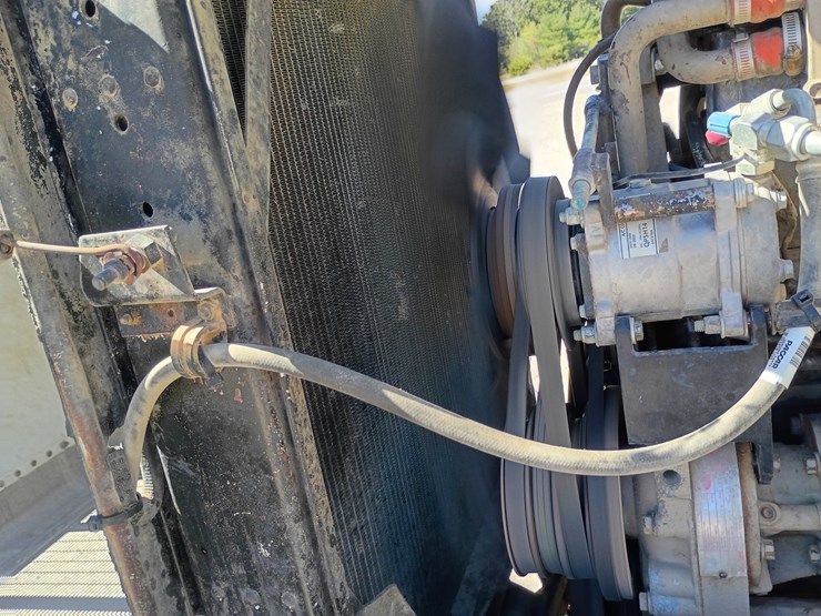 1990-peterbilt-379-image-15
