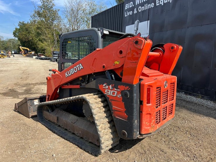 kubota-svl90-2-image-4