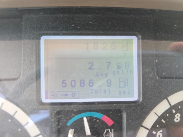 john-deere-6105m-image-54