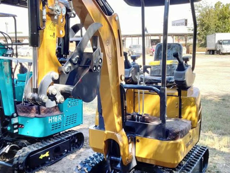 #30-•-cfg-mini-excavator---qk20r-image-1