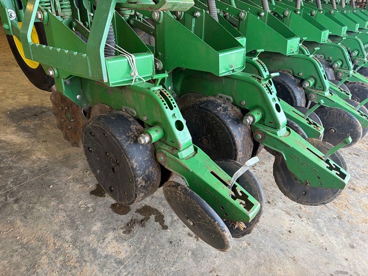 1991-john-deere-1530-image-7