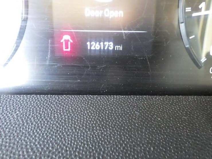2022-dodge-3500-image-33
