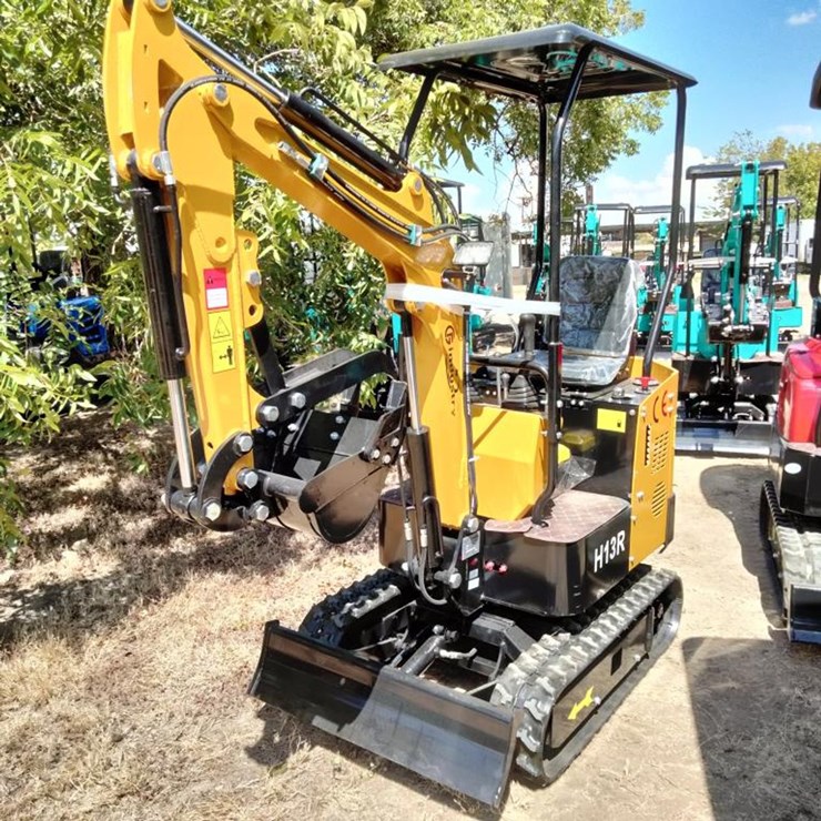 #13 • CFG Mini Excavator - H13R