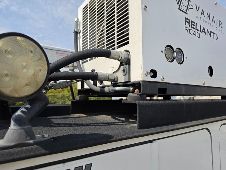 2018-kenworth-t370-image-104