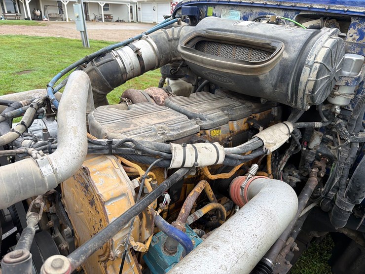 2007-peterbilt-386-image-53