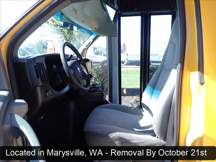 2009-chevrolet-3500-image-18