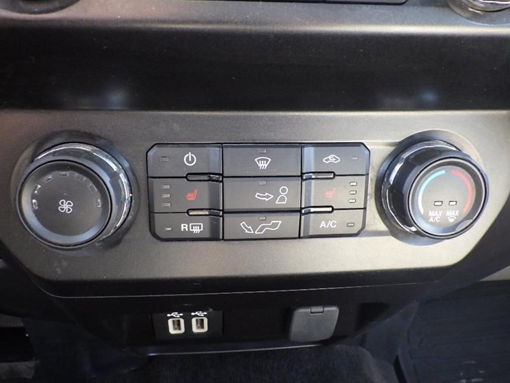 2020-ford-6-image-33