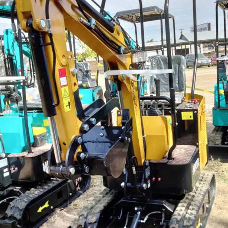 #18 • CFG Mini Excavator - H13R